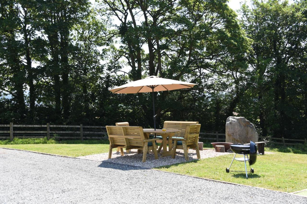 Villa Maen Llwyd Llanyre Esterno foto